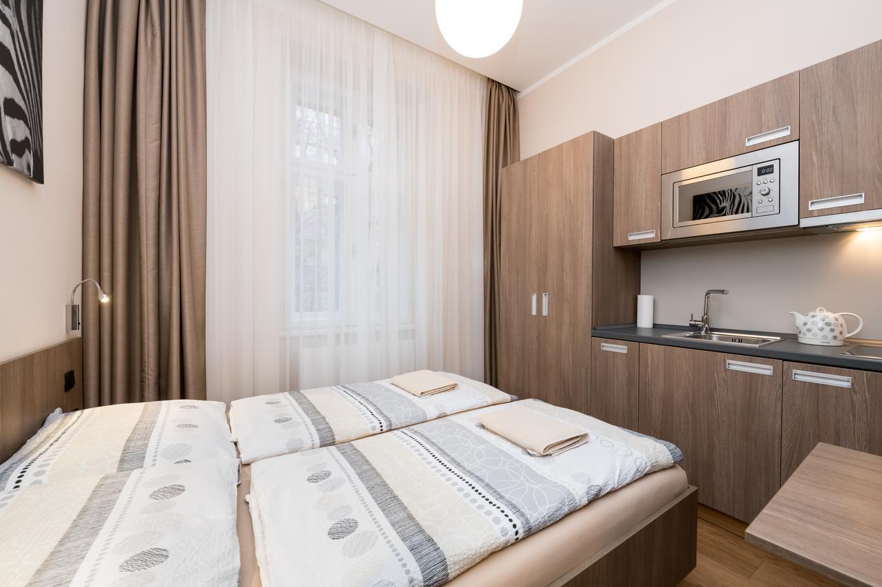 Manesova Astra Apartment Prag Eksteriør billede